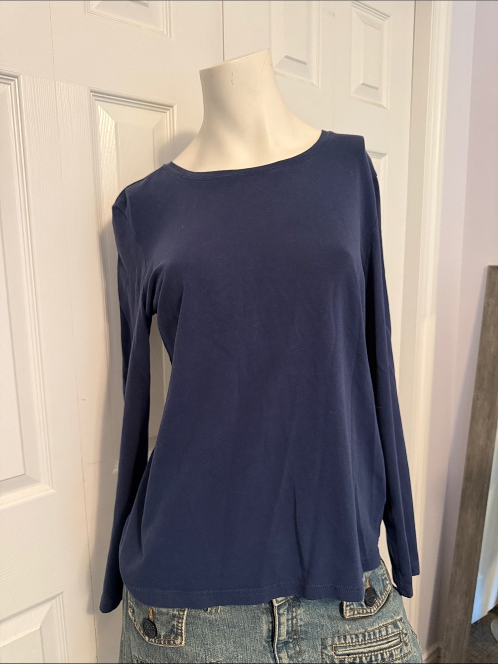 GAP Women's Long-Sleeve Tee in Navy